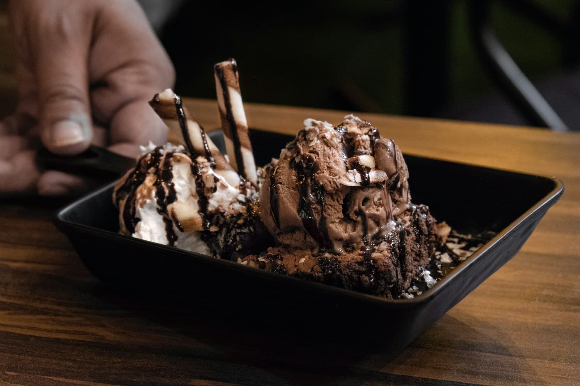 Steps to Plan Ice Cream Catering for a Winter Fundraiser