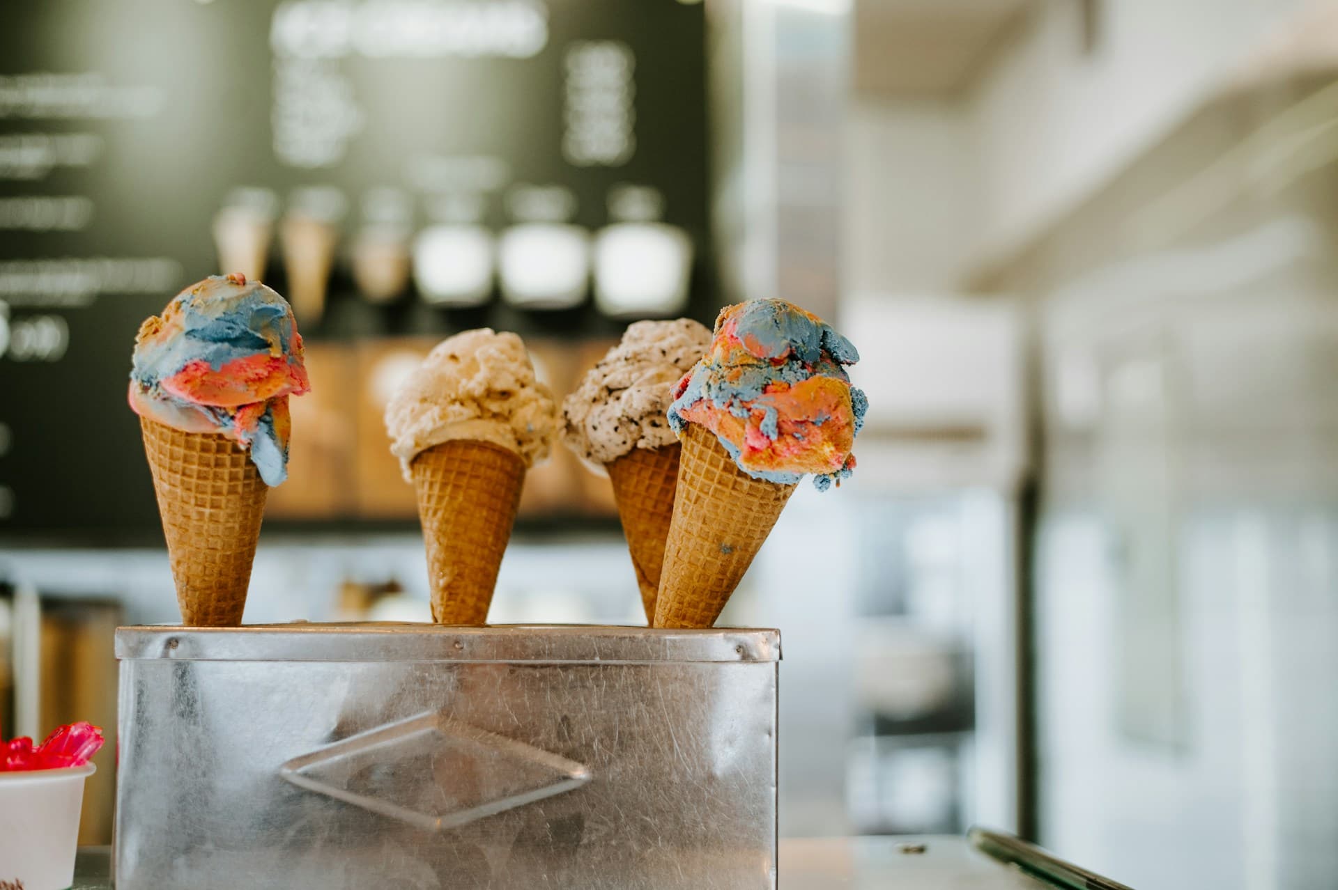 How to Plan an Ice Cream Reunion Party Without the Stress